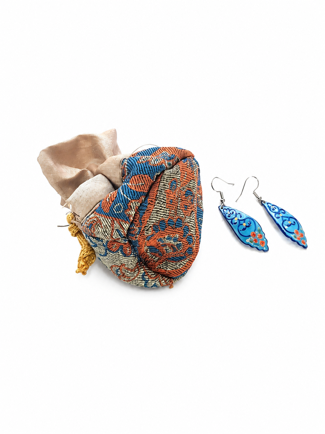 گوشواره میناکاری